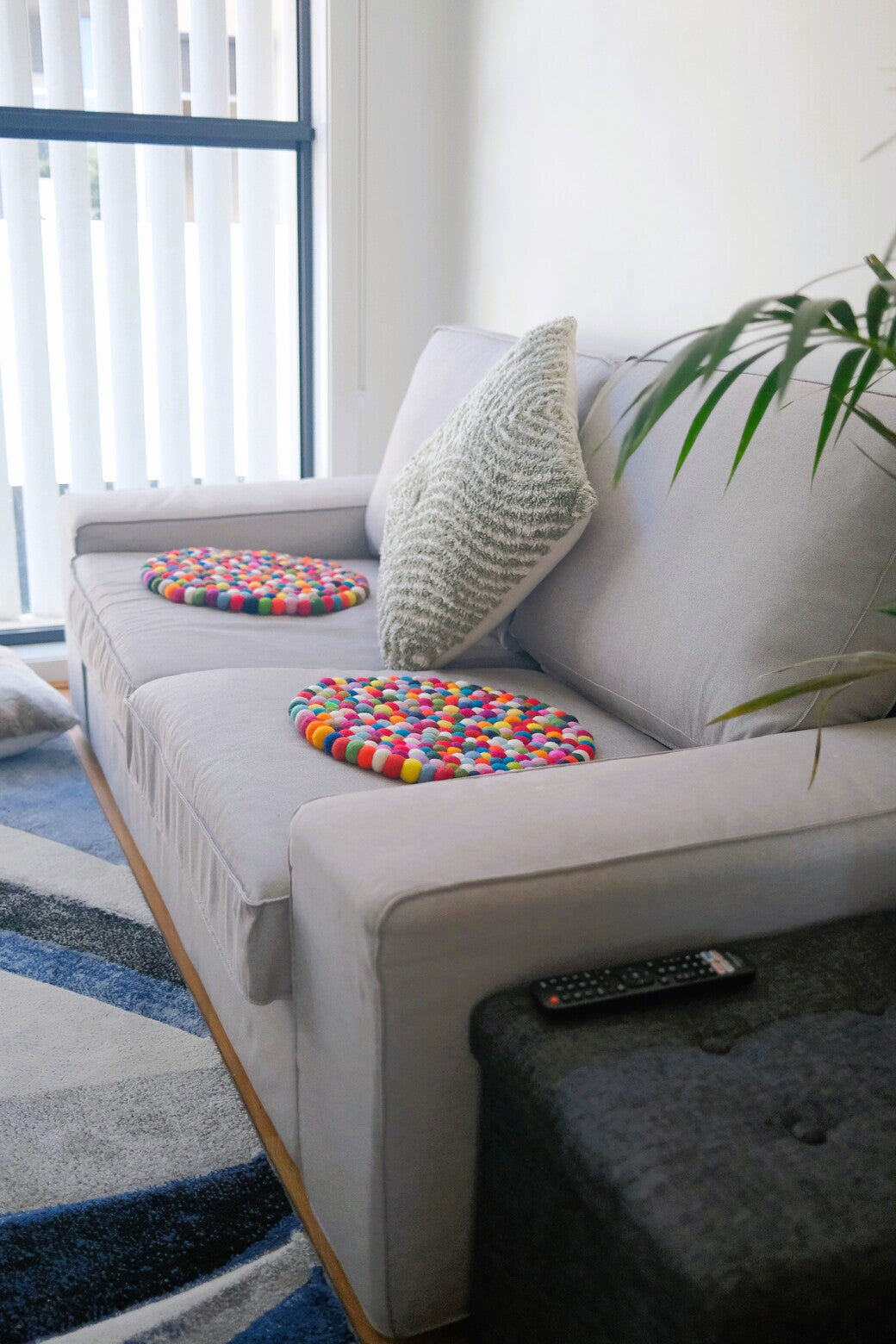40cm Round Multi-Colored Rug