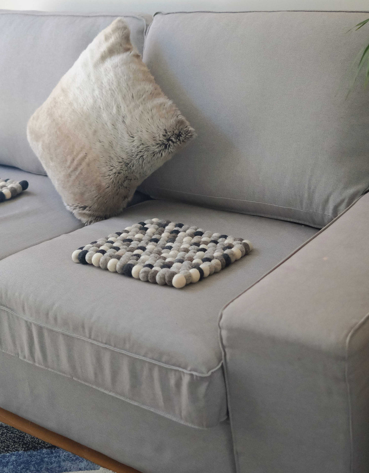 40cm Round Natural Rug